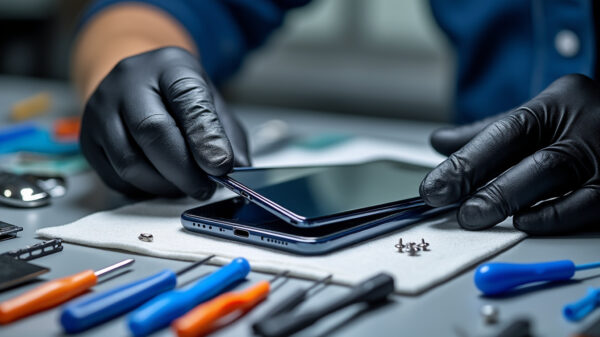découvrez notre guide étape par étape pour installer aisément un écran vitre et lcd prémonté sur votre huawei p30 lite. suivez nos conseils simples et efficaces pour redonner vie à votre smartphone en un rien de temps !