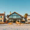 découvrez notre comparatif des meilleurs sites de locations de vacances en camargue pour trouver l'hébergement idéal et profiter pleinement de votre séjour dans cette région unique.