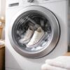 découvrez si vous pouvez laver vos chaussures en toile en machine sans les abîmer, avec nos conseils pratiques pour un nettoyage sûr et efficace.