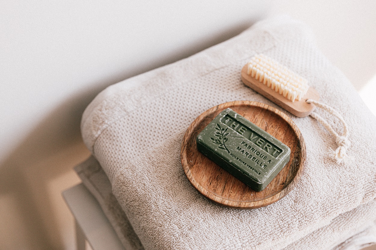 Serviettes de toilette matelassées