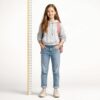 découvrez la taille moyenne en centimètres des adolescentes de 13 ans, avec des informations détaillées et des conseils pour comprendre leur croissance.